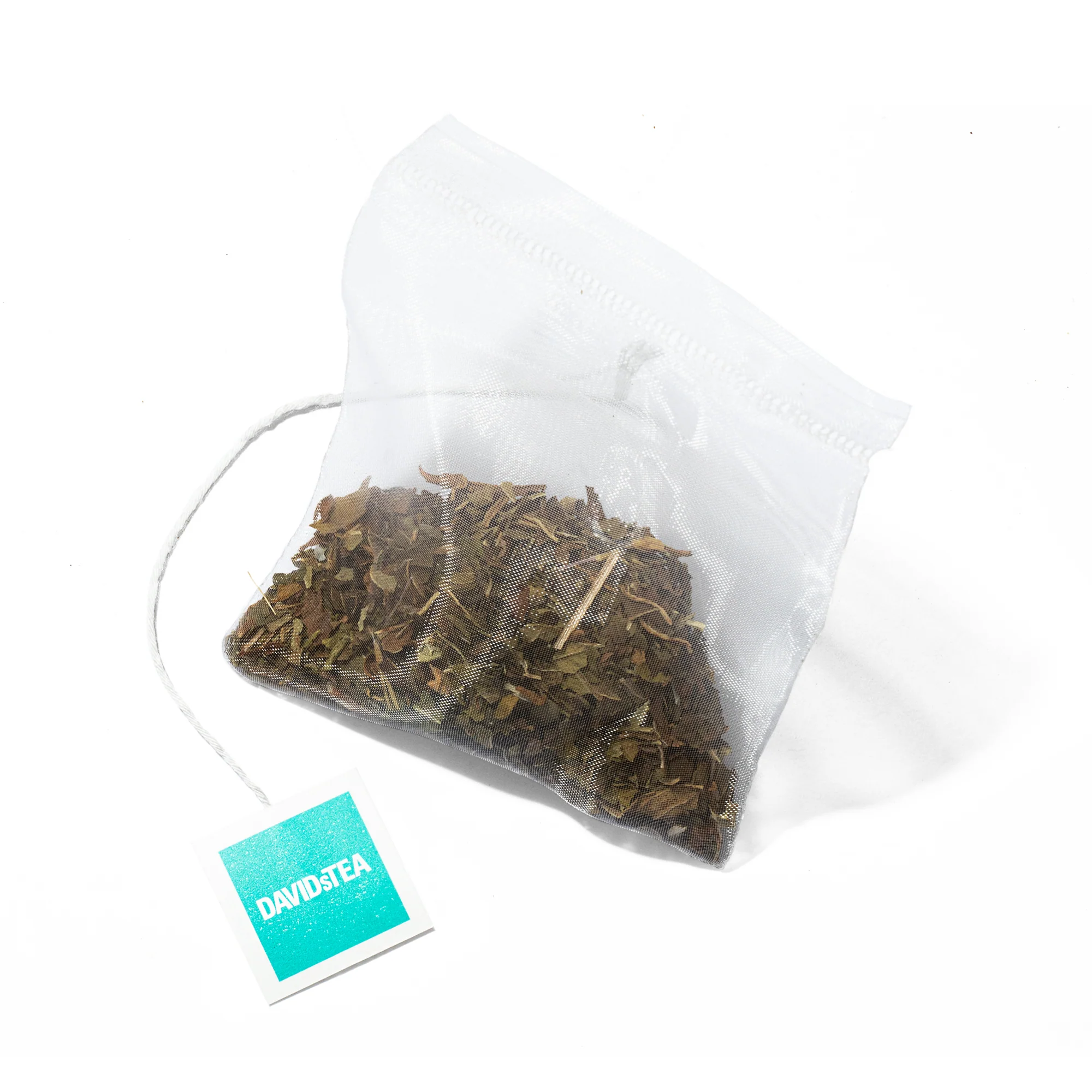 DAVIDsTEA Organic Peppermint Amour Tea Pack of 15 Sachets - Image 2